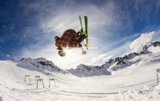 球王会-越南女足球员努力训练改写为&quot;越南队员刻苦备战&quot;